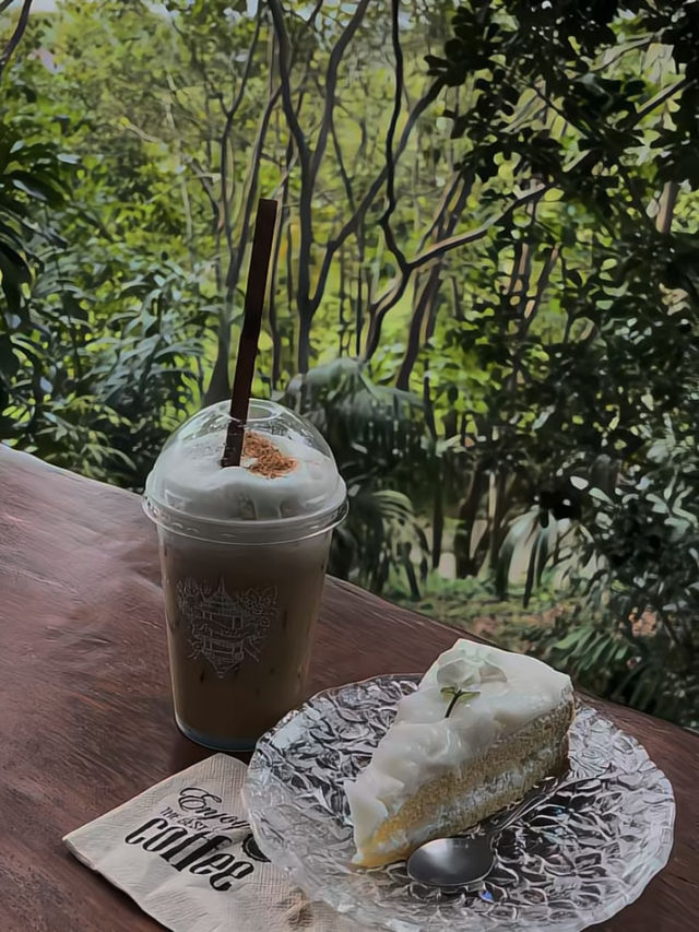 อควาเทล คาเฟ่ เชียงราย ใกล้สนามบิน