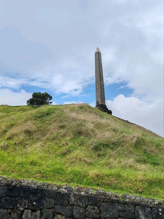 Auckland's Icon: Maungakiekie / One Tree Hill