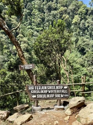 錫庫利卡普瀑布：貝拉斯塔吉高地上的隱密瀑布