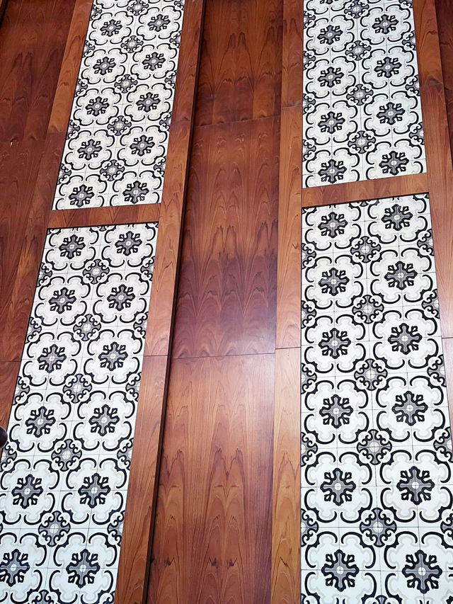 “Scenic Staycation by the Sea” “Scenic Staycation by the Sea”