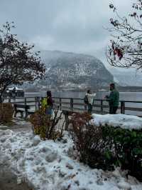 Snowy Strolls in a Fairytale Village – Hallstatt in Late Autumn