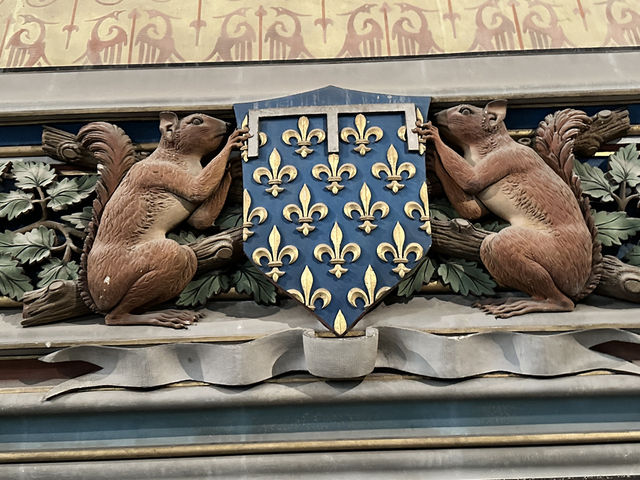 法國 🇫🇷 皮耶楓城堡 Château de Pierrefonds｜電影感滿滿的中世紀要塞