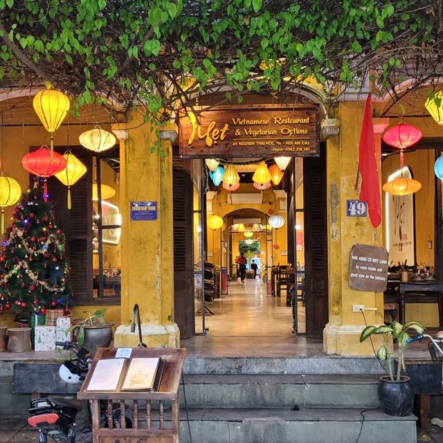 Hoi An: Where Art Lives in Every Lantern's Glow Hoi An: Where Art Lives in Every Lantern's Glow