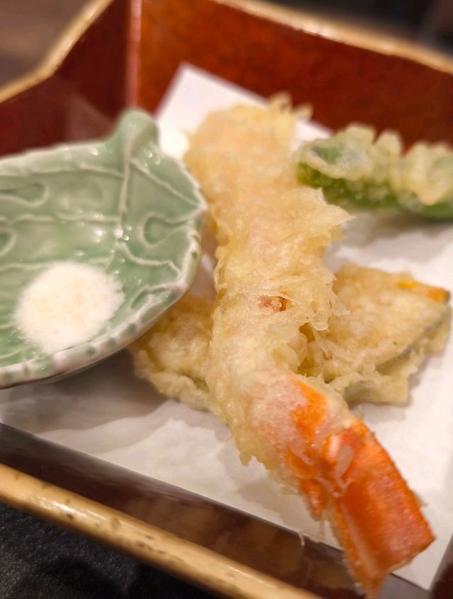 【甲羅】乃日式料理館,裝潢富特色,食物新鮮好味,服務更是一流! 【甲羅】乃日式料理館,裝潢富特色,食物新鮮好味,服務更是一流!