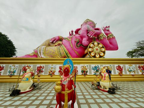 タイ🇹🇭】ピンクガネーシャ | Trip.com チャチュンサオ