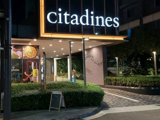 🏙️ Citadines Balestier Singapore — Cozy City Stay with Local Food Vibes
