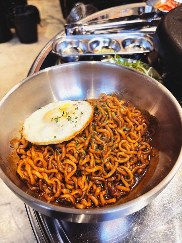  프리미엄 한돈 숙성육 수영역 고기 맛집 도막❣️