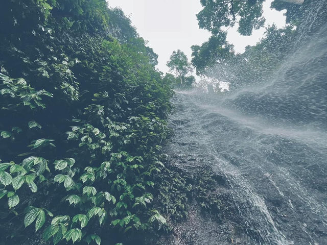 Huai Tueng Thao  waterfall Thailand