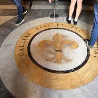 This church with elegant ceiling and designs is free to enter in Rome!