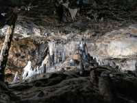 ท่องดินแดนมหัศจรรย์ใต้พิภพในถ้ำ Cave of Han