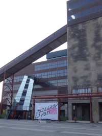 Zeche Zollverein: Industrial Heritage and Modern Design 