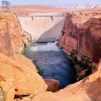🚗 Southwest National Park Road Trip Tips: Stop by Lake Powell in Page, AZ 🌊🏜️