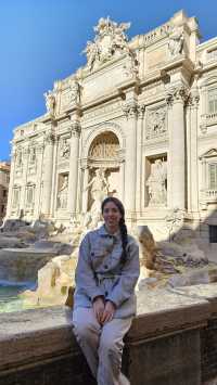 📍 Peaceful Morning Views at the Trevi Fountain 🌅🗽