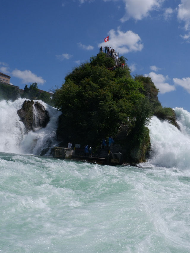 💦 รีวิวเที่ยว Rheinfall น้ำตกที่ใหญ่ที่สุดในยุโรป