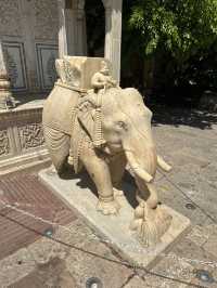 👑 Jaipur's Royal Heart: Inside the Magnificent City Palace