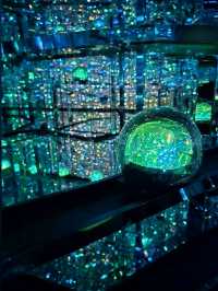 Teamlabs borderless the on the edge of imagination