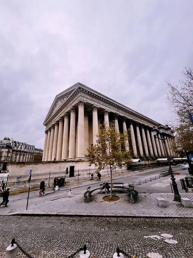 Discover the Majestic Opéra Garnier in Paris 🇫🇷