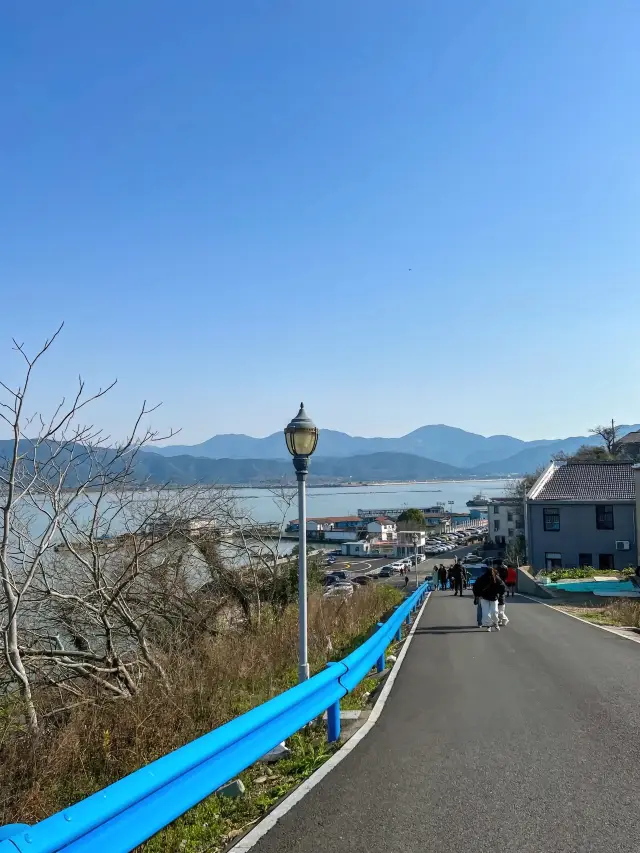 Winter Blue Sea Ancient Town, delicious seafood and thousand-year-old temples, 2 days and 1 night treasure travel guide