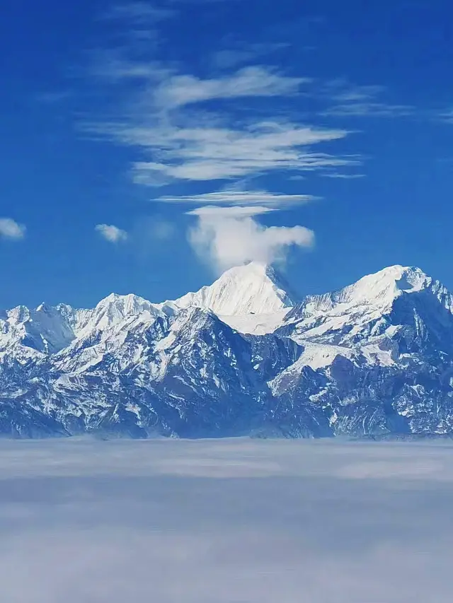 This is the only scenic area in Asia where you can have a 360-degree view