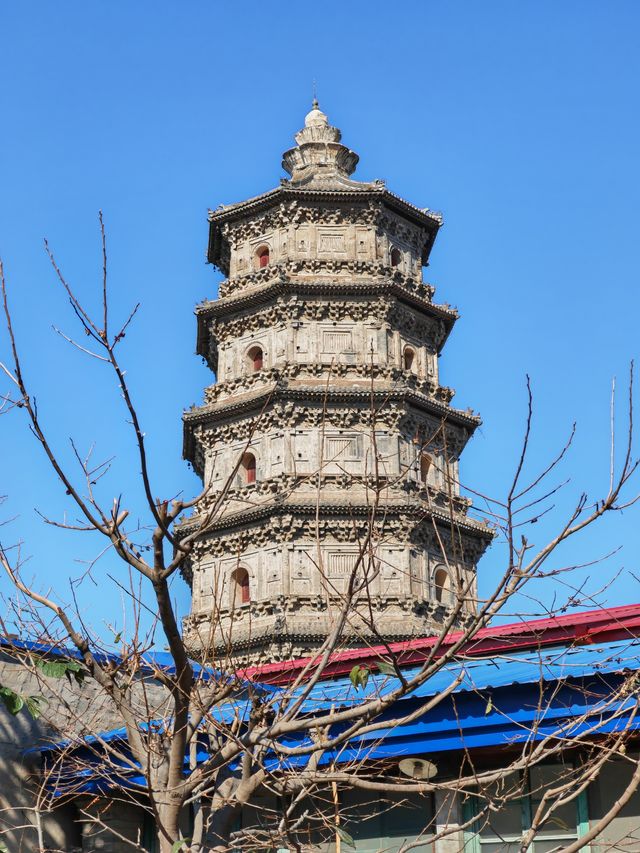 涿州雙塔，位於河北省涿州市老城區東北隅