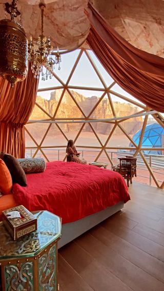 Unforgettable Night Under the Stars: Luxury Tent Experience in Jordan's Wadi Rum Desert ✨