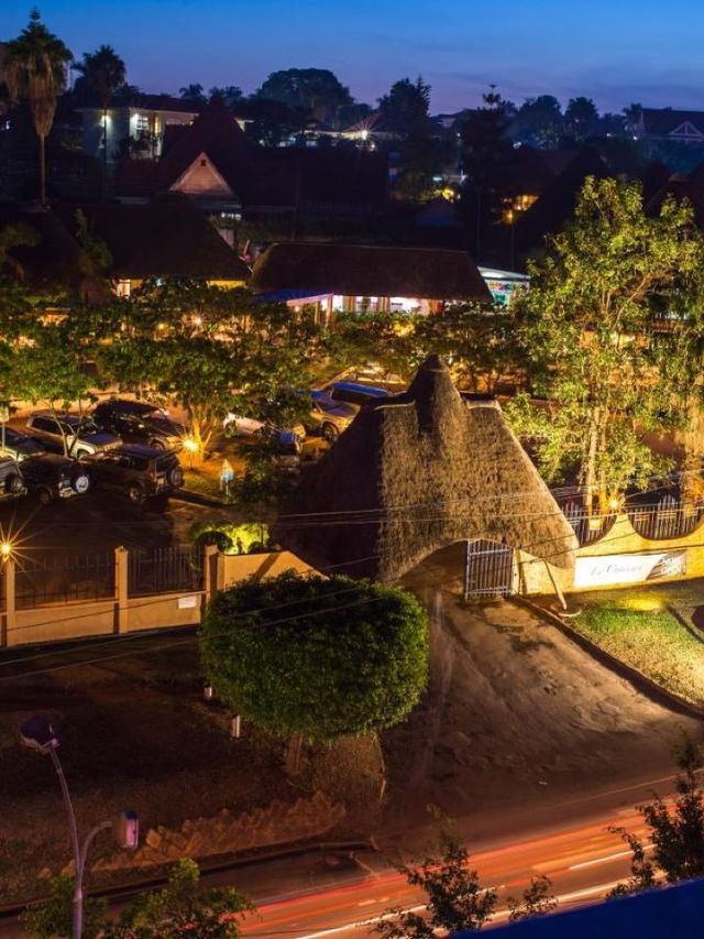 🌟✈️ Kampala's Cozy Corners: Top Boutique Sleeps! 🛌🌍