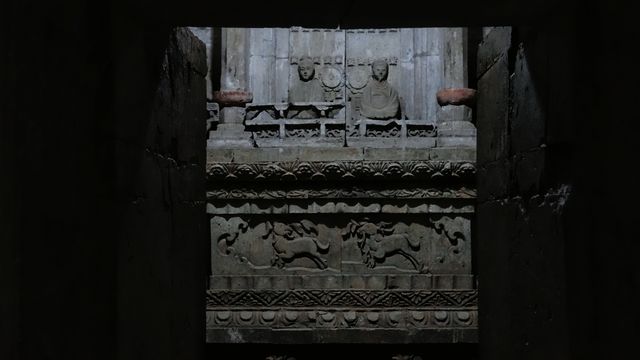 宋金地下墓給你開門的那個人，親切又可愛