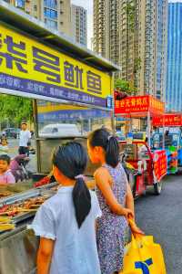 旅行 || 太原龍瑞小區門口的路邊“移動小吃街”美食推薦