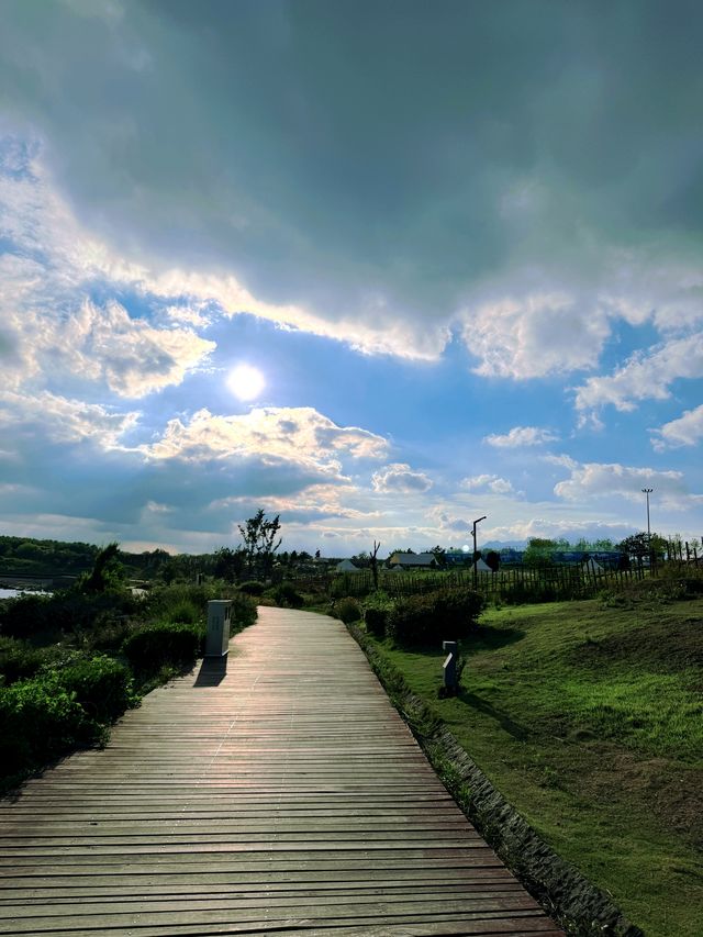 青島銀沙灘，邂逅夏日納涼玩水時光