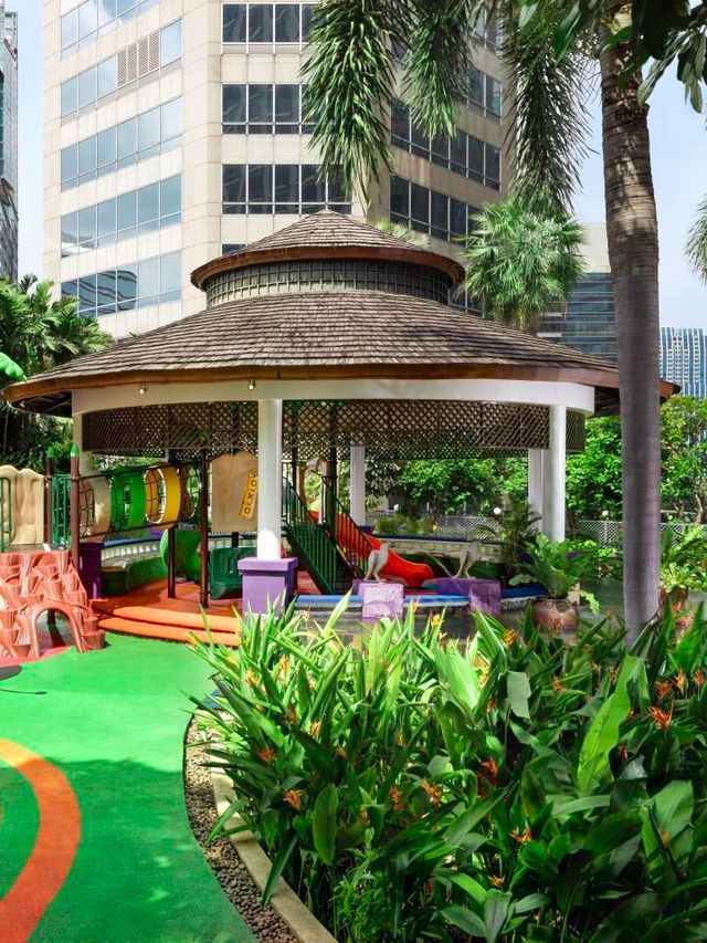 🌟 Luxe Bangkok Stays: Conrad's Urban Oasis 🌟