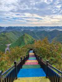 河池|雲觀天景區，推門就是日出雲海。