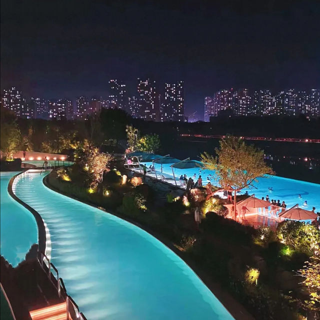 One of the largest hotspring in Northchina 