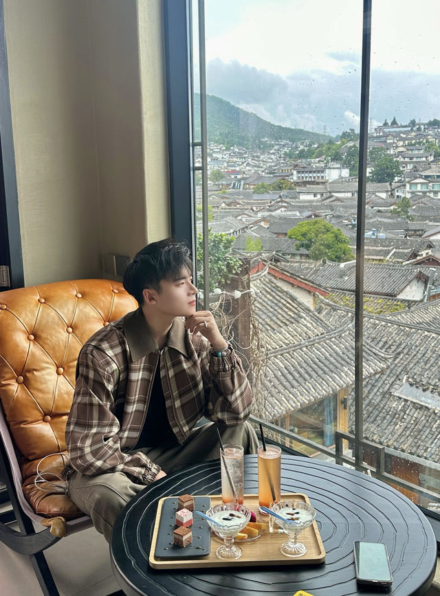 眺望整座麗江古城 可以發呆一整天的地方