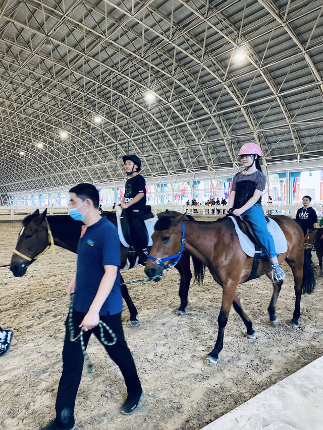 江蘇江陰·海瀾飛馬水城3/5。