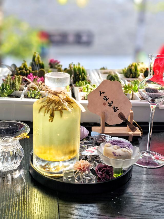 MAGO茶酒咖 城牆下的幸福就是這麼簡單。