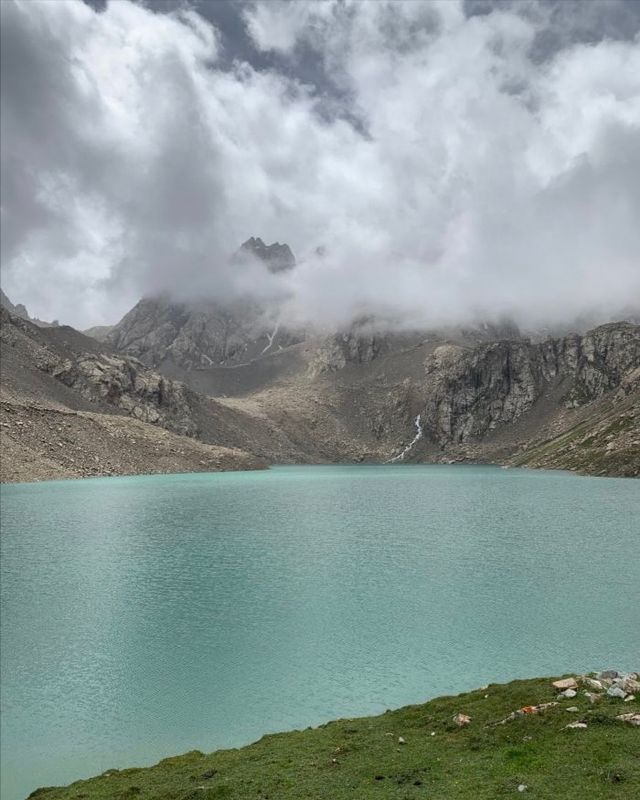 祁連山冰溝河景區。