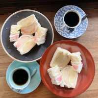 coffee & Sandwiches 