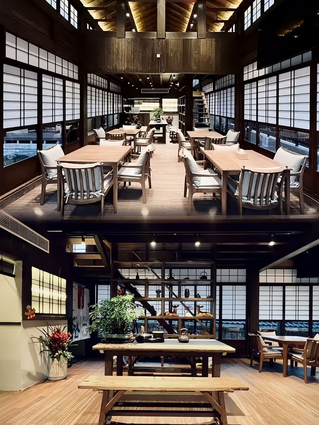 一屋一院一湯池，冬日裡的治癒小天地