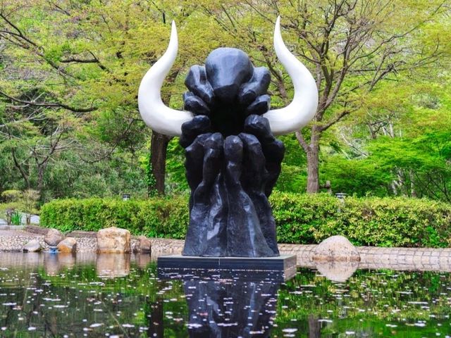 岡本太郎美術館