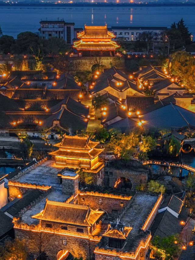 乾隆四遊鹽官，穿越時空的皇家潮鄉之旅