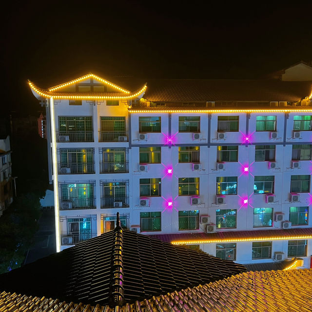 🏨 ⛰️ Ideal Place to Stay for Visiting the Avatar Mountains