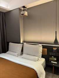 懶人快樂屋：機械人送餐+秒速入住！