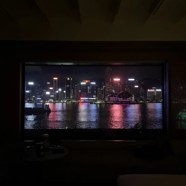打卡星爺電影同款!麗晶酒店浴缸望維港夜景太絕了🤩 打卡星爺電影同款!麗晶酒店浴缸望維港夜景太絕了🤩