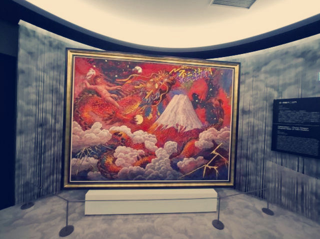 大阪・絹谷幸二「天空美術館」体験記　空を彩るアートの魔法】** 