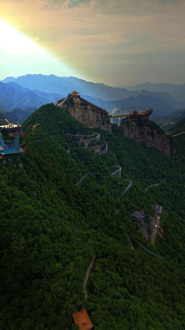 杭州懸崖上的仙俠世界 小眾寶藏樂園