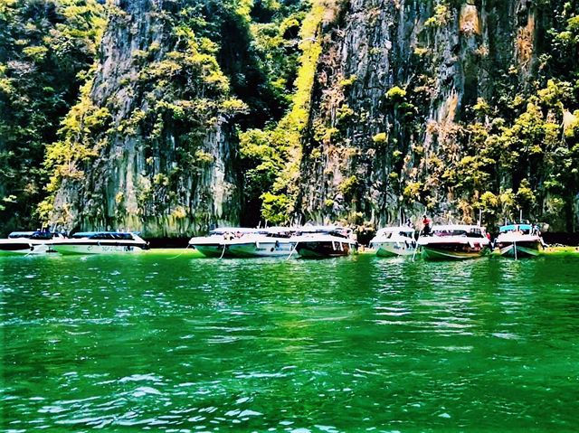 Exploring Ang Thong: A True Wondet Near Koh Samui Exploring Ang Thong: A True Wondet Near Koh Samui