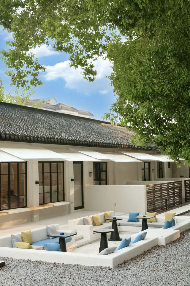 蘇州夏天的打開方式：躲進庭院，把浪漫捧在手裡🪷