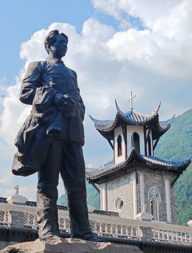 雪山下的川西寶藏小鎮|磨西鎮全攻略