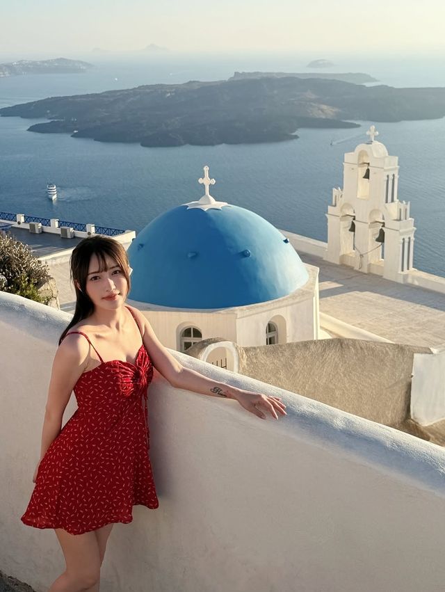 被希臘小島靚到喊同閨蜜嘅聖托里尼影相日記