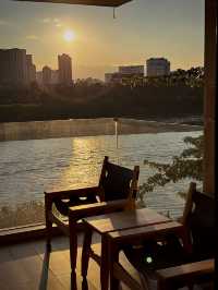 人均百元！版納江景酒店躺看瀾滄江